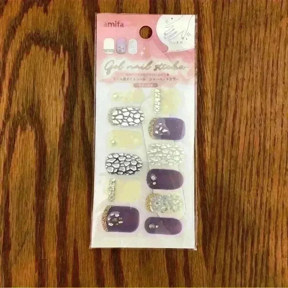 🌈 6/$60, Set Of 4 Nail Stickers, Press On Nails And Set of 6 Nail Glitters - Picture 4 of 9